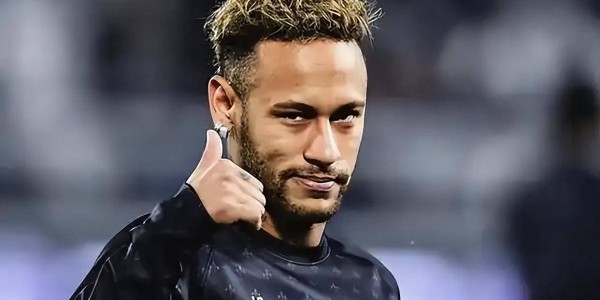 外媒评选无缘金球前十，内马尔居首，里贝里被遗漏