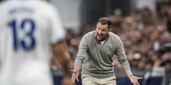 德甲激战：勒沃库森1-1圣保利，塔普索巴破门弗莱肯失误送礼，沃尔扳平比分