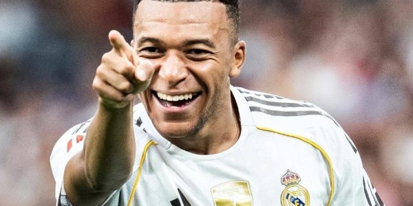 凌晨4点，欧冠重大开战！穆帅第7次大战皇马，姆巴佩冲击40球大关