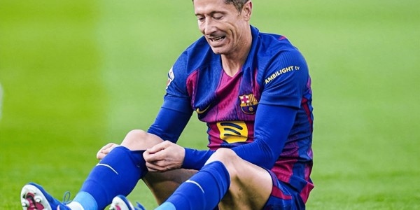 0比4落后又伤核心！莱万左眼眶骨折缺席生死战，巴萨翻盘马竞难如登天