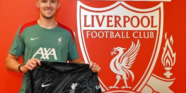 官方：利物浦免签28岁门将伍德曼，球员此前效力普雷斯顿