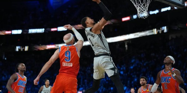 文班火线复出扮演救世主 雷霆不只输球还多了个死敌？